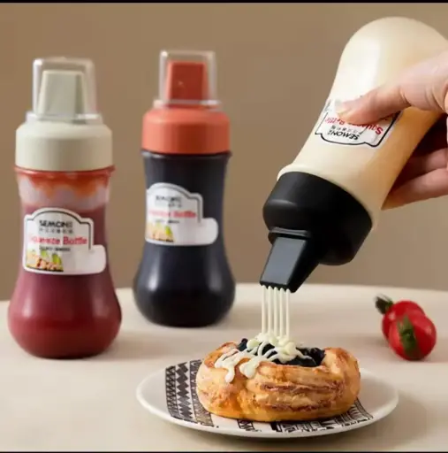 5 Hole Squeeze Sauce Bottle 